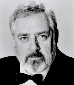 Raymond Burr